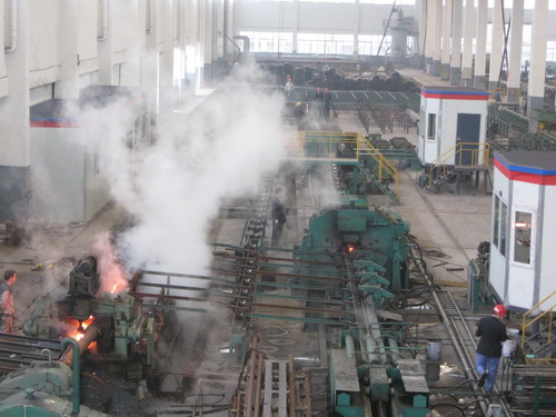 三门峡无缝钢管厂家生产车间